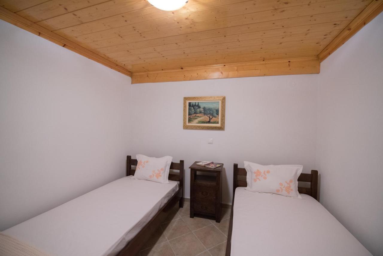 Filippa'S Katoi Apartment Drymon Екстериор снимка